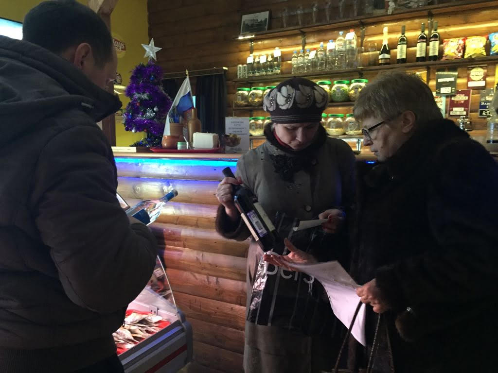 В праздники в ходе рейдов в Ярославской области изъяли около 100 литров алкоголя