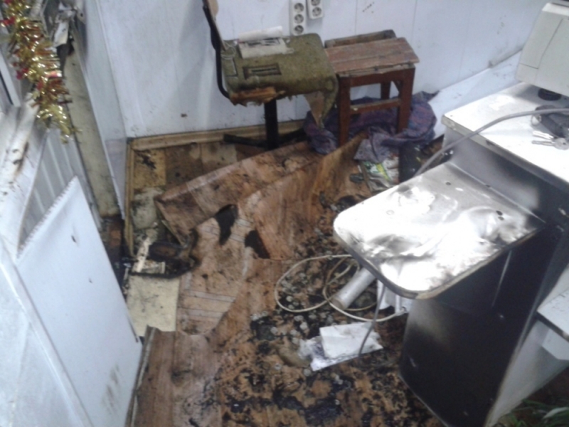 В Рыбинске сгорел овощной ларек