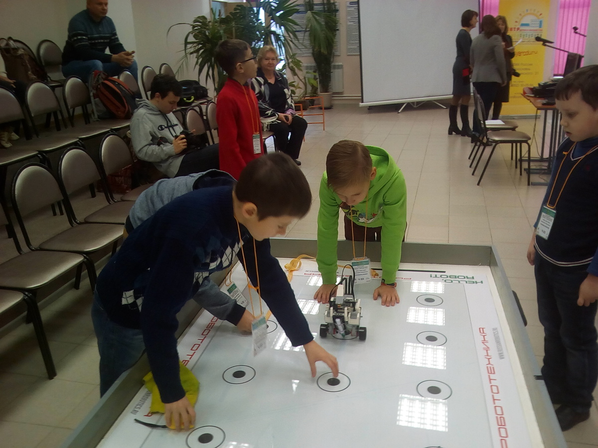 В Ярославле открылся фестиваль робототехники: фото