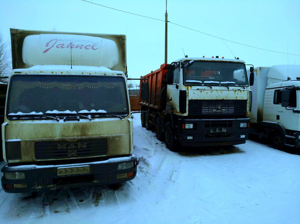 В Ярославле в ходе рейда приставы арестовали восемь автомобилей