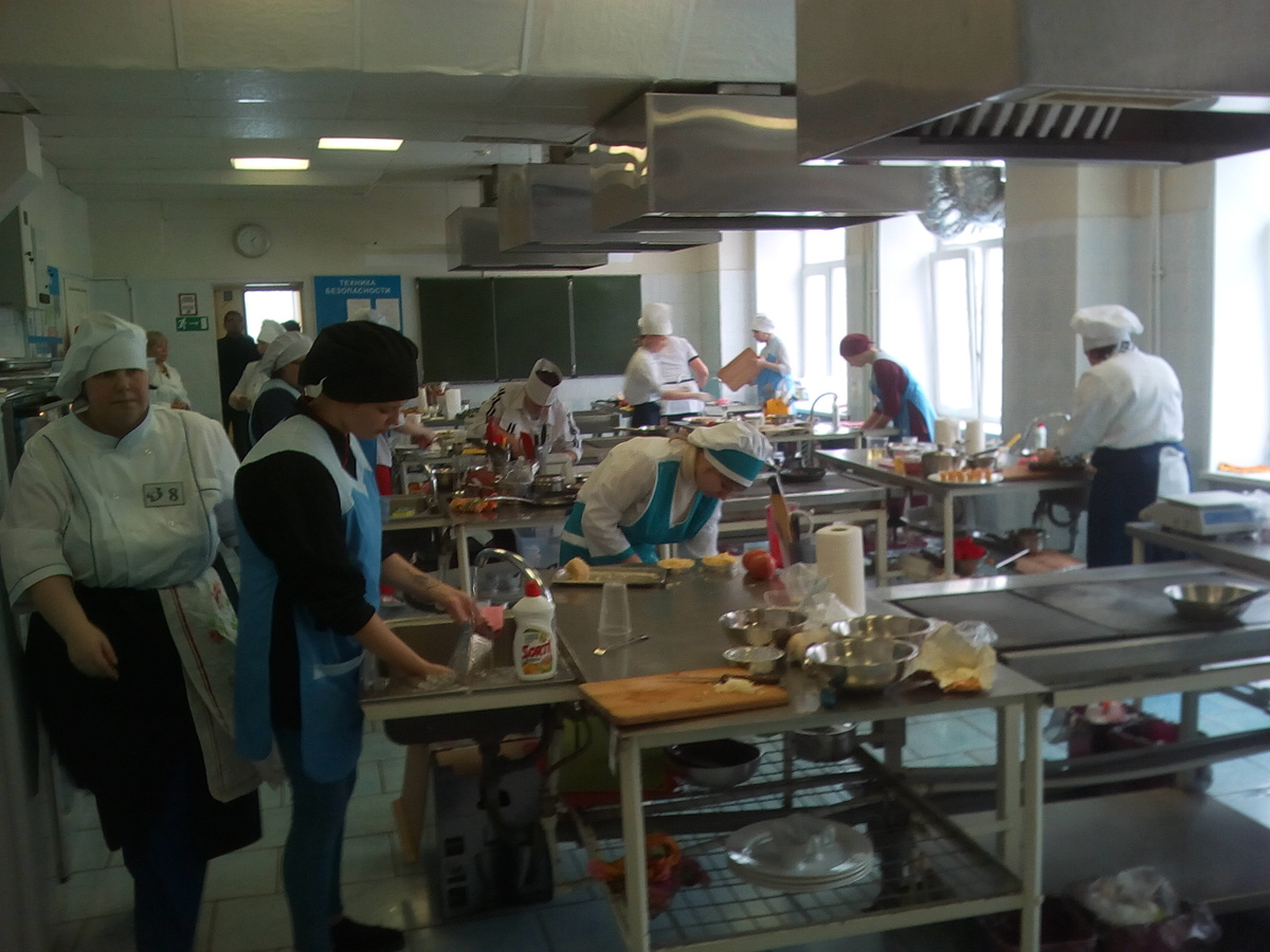 В Ярославле повара со всего региона соревновались в приготовлении кулинарных шедевров