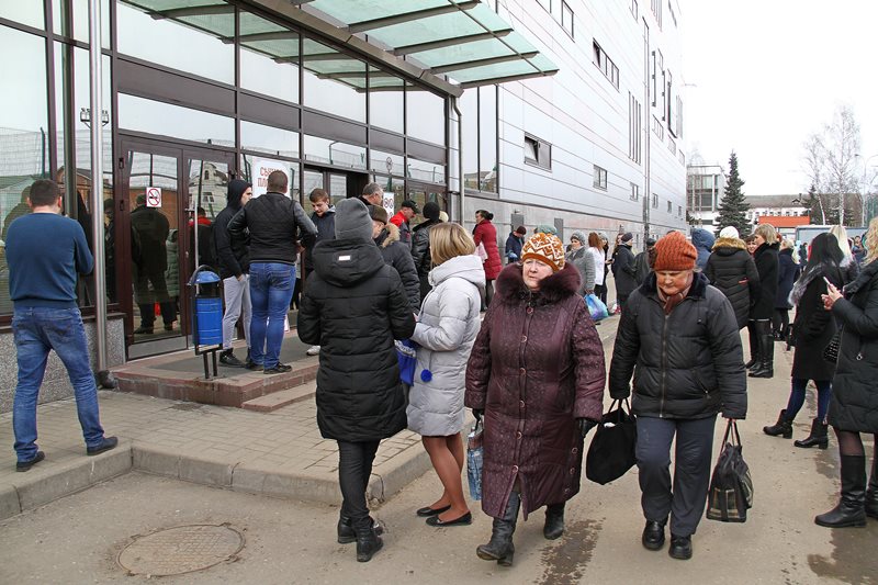 В Рыбинске эвакуировали посетителей торгового центра
