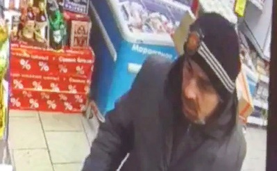 В Ярославле мужчина с пистолетом ограбил женщину: задержан подозреваемый