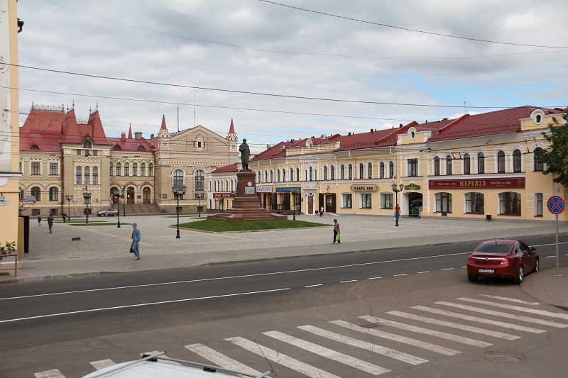 Реконструкцию Красной площади в Рыбинске назвали одним из лучших проектов в России: фото