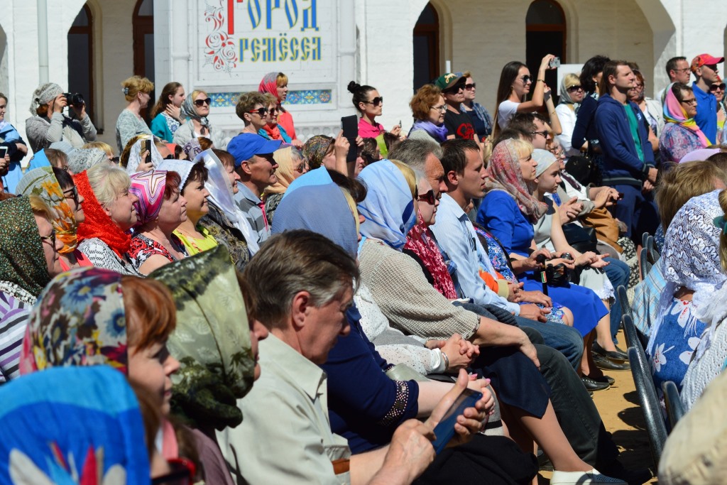 В Ярославской области прошел фестиваль русского гостеприимства «Хлеб-да-Сольба»: фото