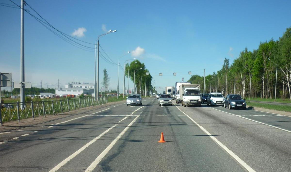 В Ярославском районе в ДТП с грузовиком пострадала девочка