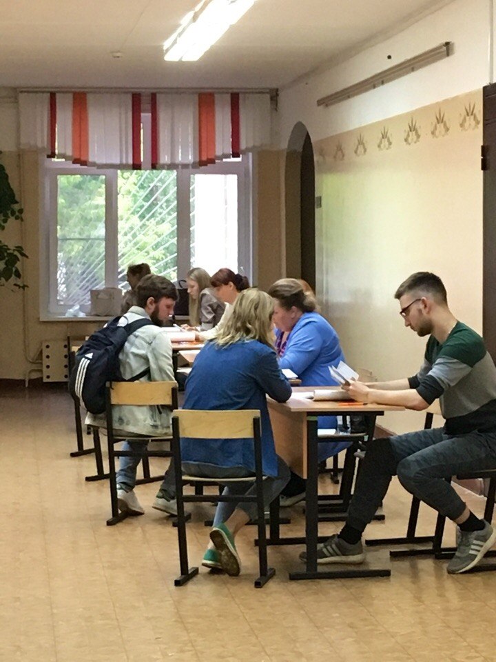 Трансформер, собачки и дешевые пирожки: как в Ярославской области проходит предварительное голосование