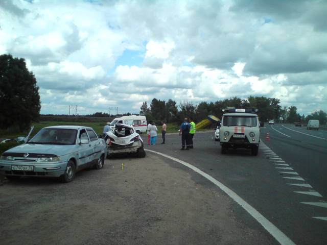 Крупное ДТП в Ярославской области: столкнулись четыре автомобиля