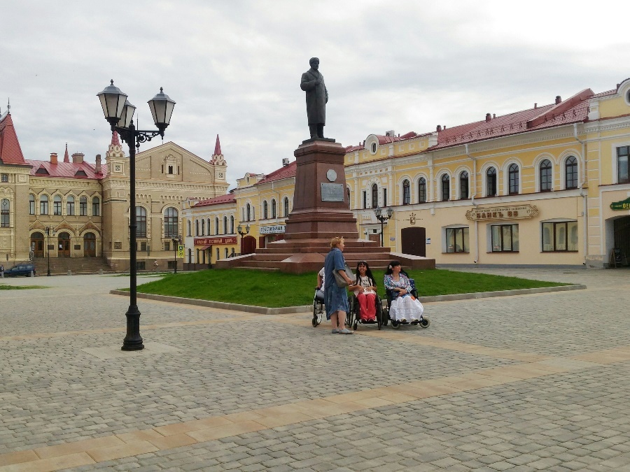 В Рыбинске организуют бесплатные экскурсии по городу для инвалидов