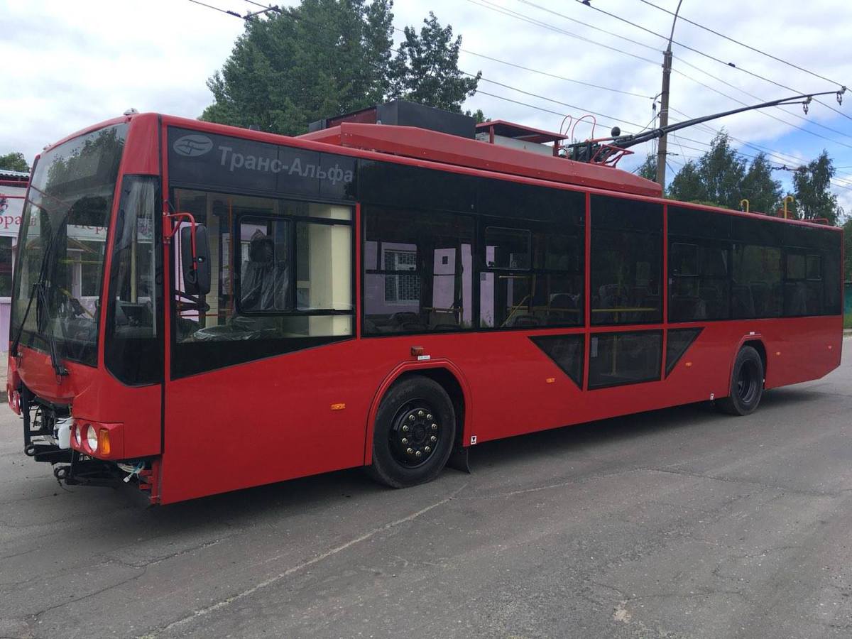 В Ярославле на маршруты выйдут семь новых красных троллейбусов с Wi-Fi