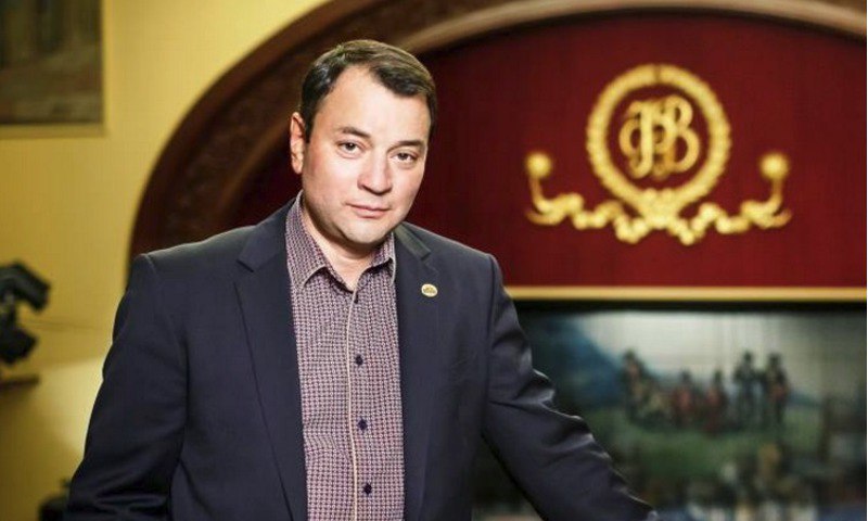 Мосгорсуд продлил домашний арест директору Волковского театра