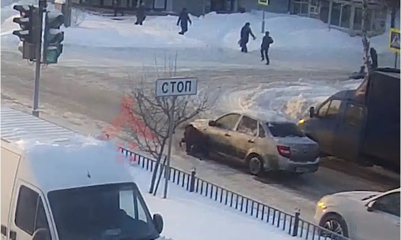 В Ярославле осудят водителя, который наехал на упавшую женщину на пешеходном переходе