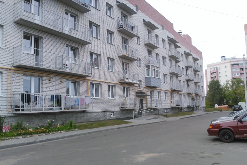 В Ярославской области детям сиротам предоставили более ста квартир