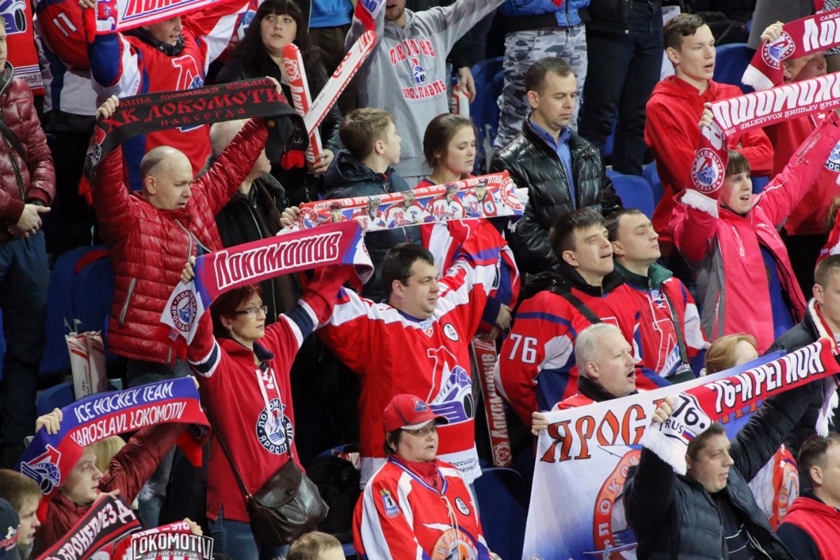«Локомотив» призвал болельщиков прийти на первый матч сезона в красном