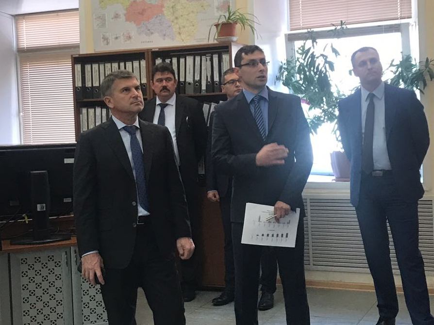 Генеральный директор ПАО «МРСК Центра» Игорь Маковский посетил с рабочим визитом тверской филиал компании