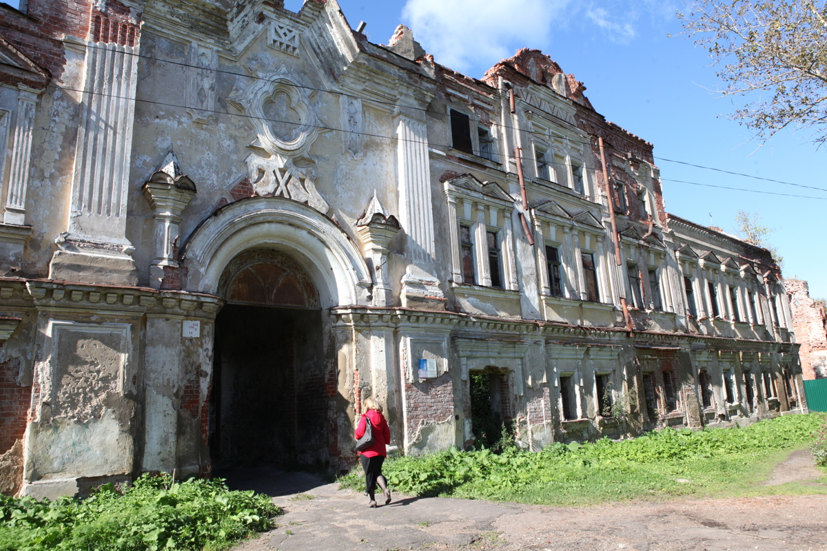 В Ярославской области возрождают монастырь на задворках тюрьмы
