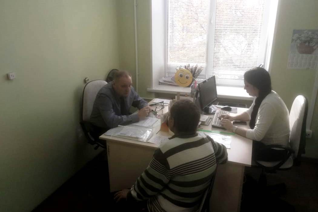 Специалисты областной больницы провели выездной прием в Рыбинском районе