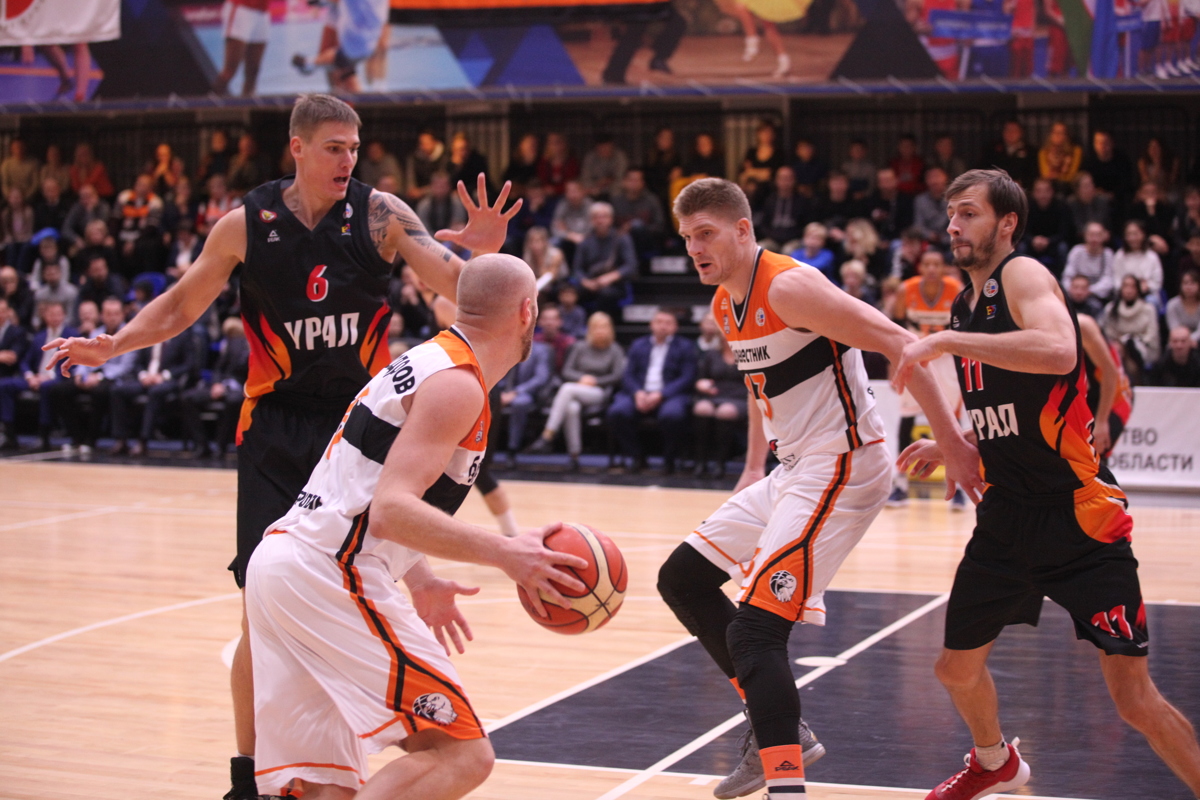 В Ярославле стартовал чемпионат России по баскетболу