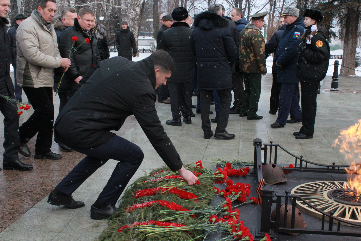 В Ярославле прошли мероприятия в честь Дня Неизвестного Солдата