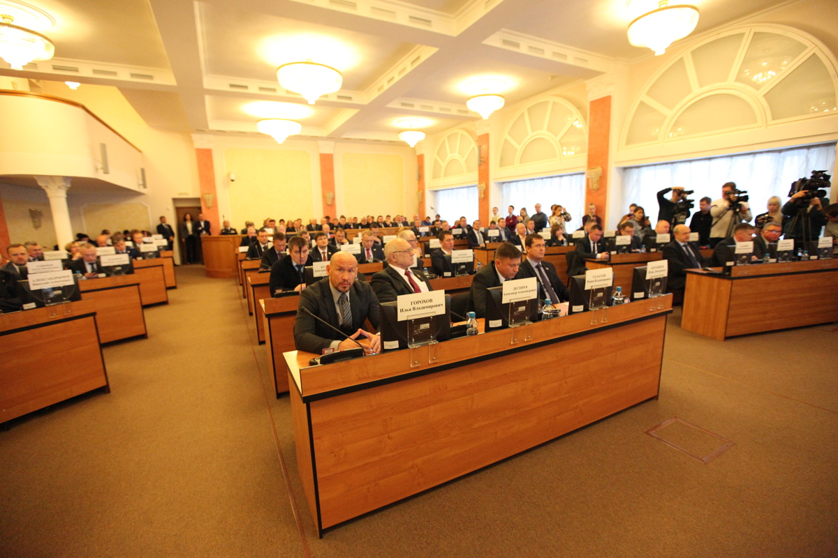 Муниципалитет Ярославля выбирает мэра областного центра: онлайн-трансляция