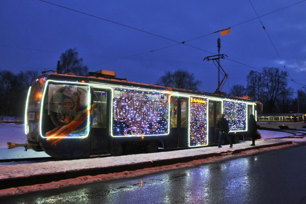 Обнародован график работы «Новогоднего трамвая» в Ярославле