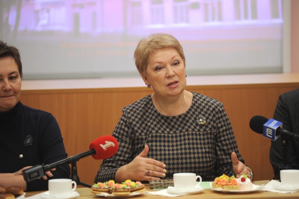 Министр просвещения провела в Ярославле урок, посвященный 25-летию Конституции РФ