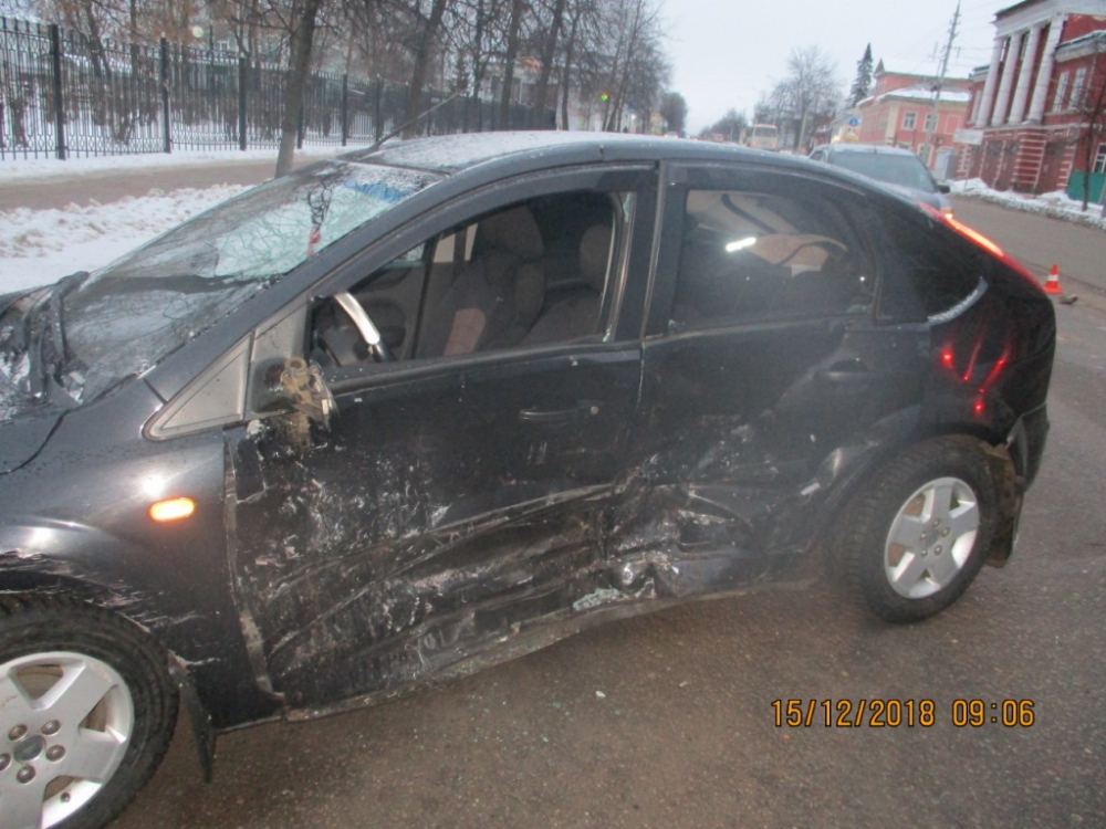 В Ярославской области в ДТП пострадали два человека