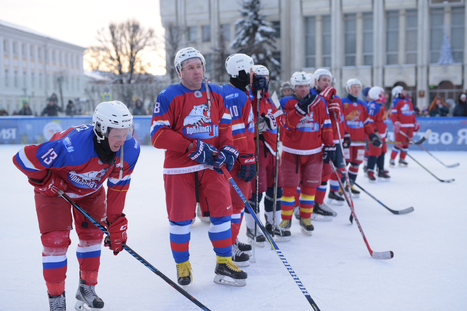 «Ярославская легенда – 17» стала победителем хоккейного турнира «Студеный лед»