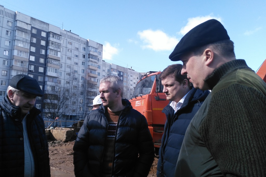 В Ярославском районе подрядчик приступает к работам на двух долгостроях