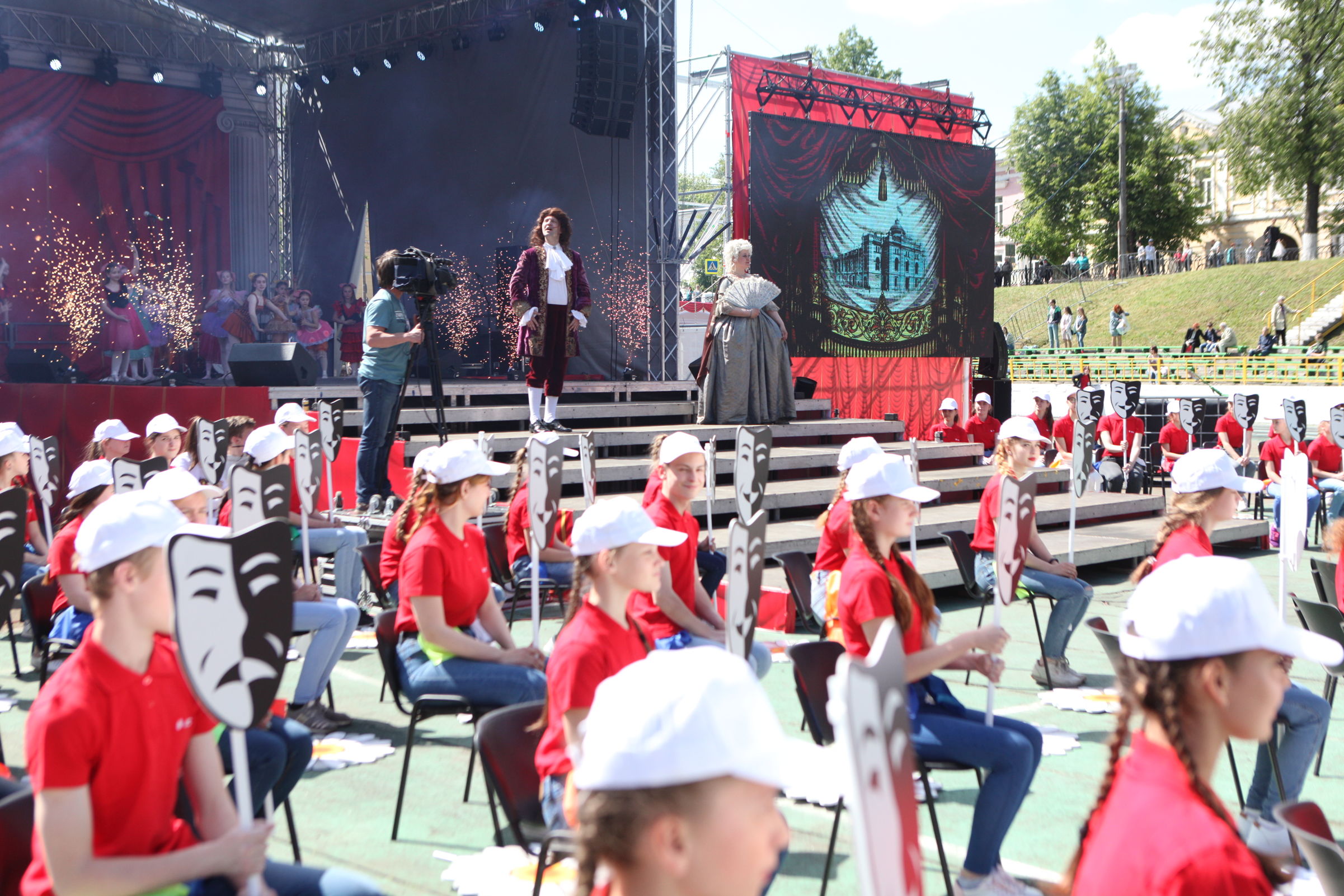 В Ярославле проходят праздничные мероприятия по случаю Дня города: фото