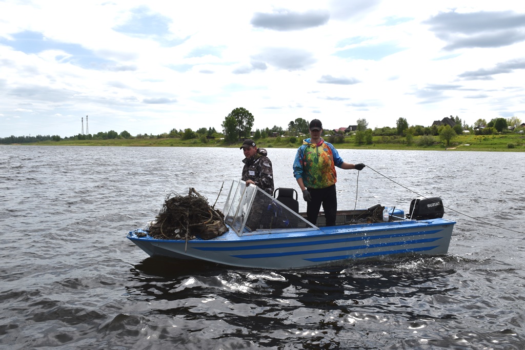 Более 5 тысяч метров обрывков рыболовных сетей выловили участники экологического турнира