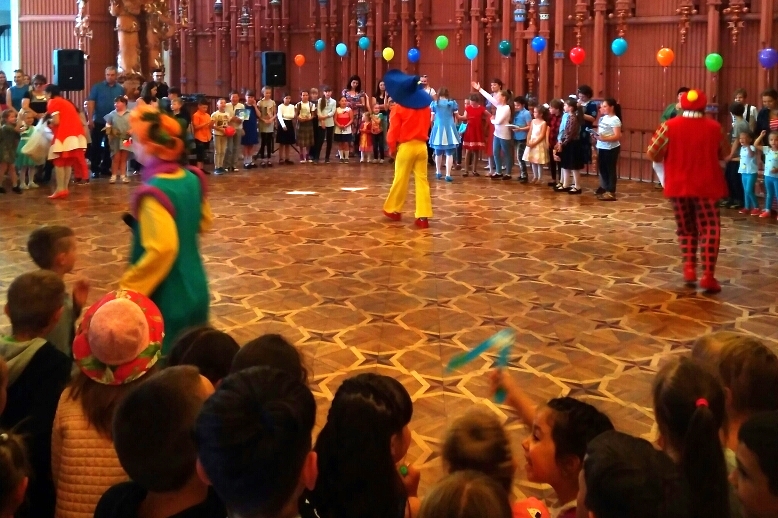 Более 700 ребят приняли участие в областном празднике, посвященном Дню защиты детей