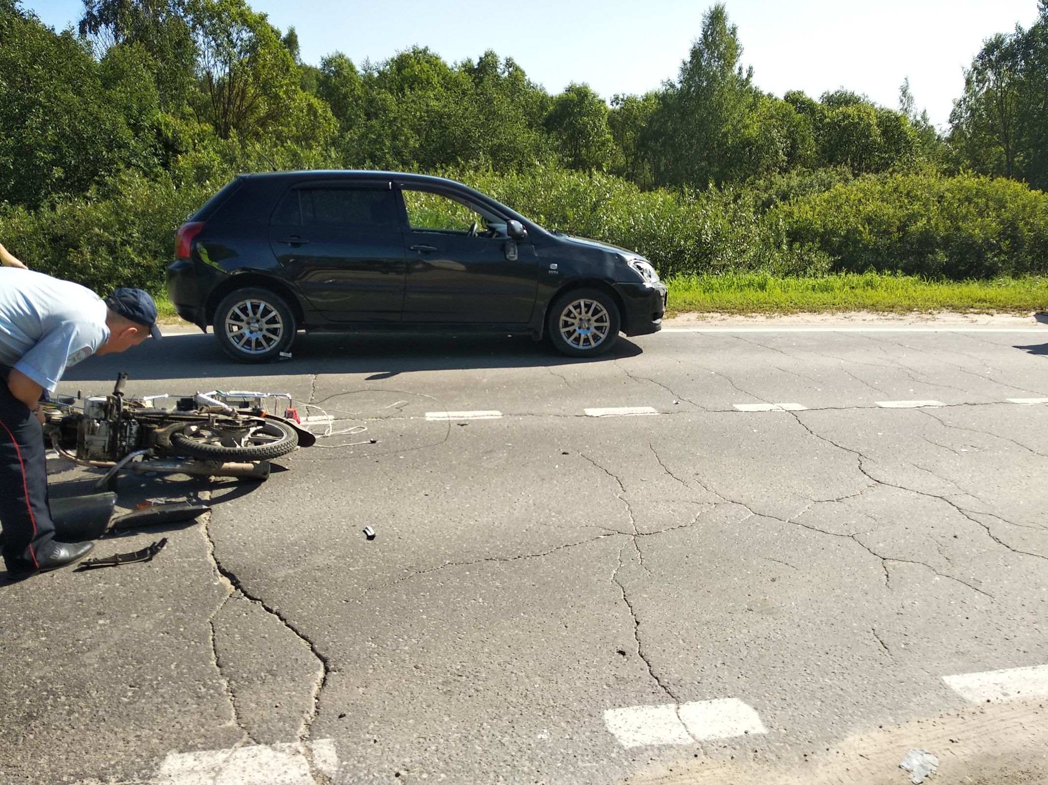 В Ярославской области пострадал водитель мопеда, столкнувшегося с «Тойотой»