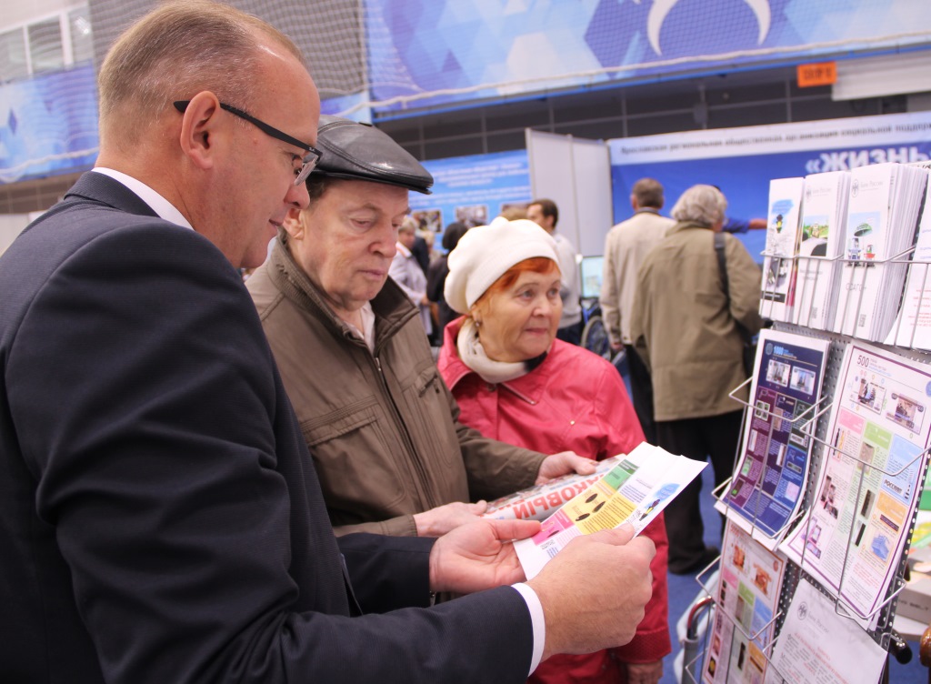 Ярославцам рассказали, как защитить пожилых людей от финансовых мошенников
