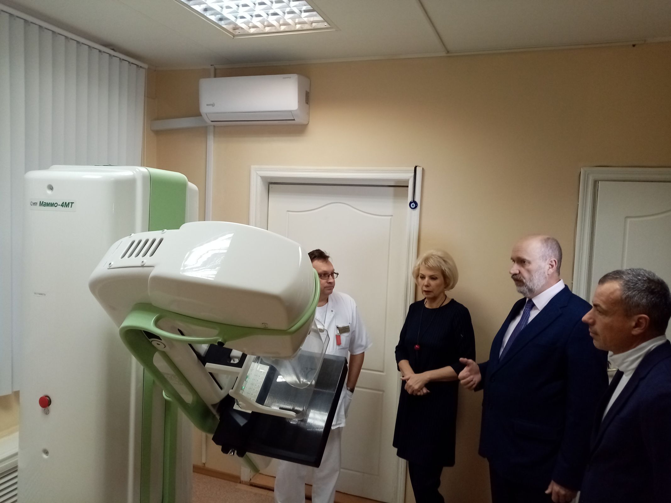 Депутаты Ярославской областной Думы проверили доступность услуг в больницах региона