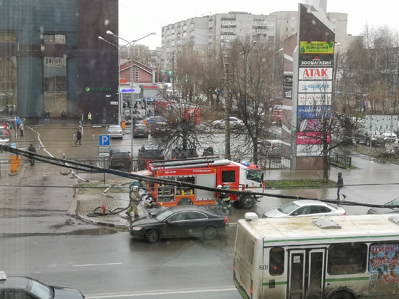Из ТЦ «Венге» в центре Ярославля эвакуировали посетителей: что случилось