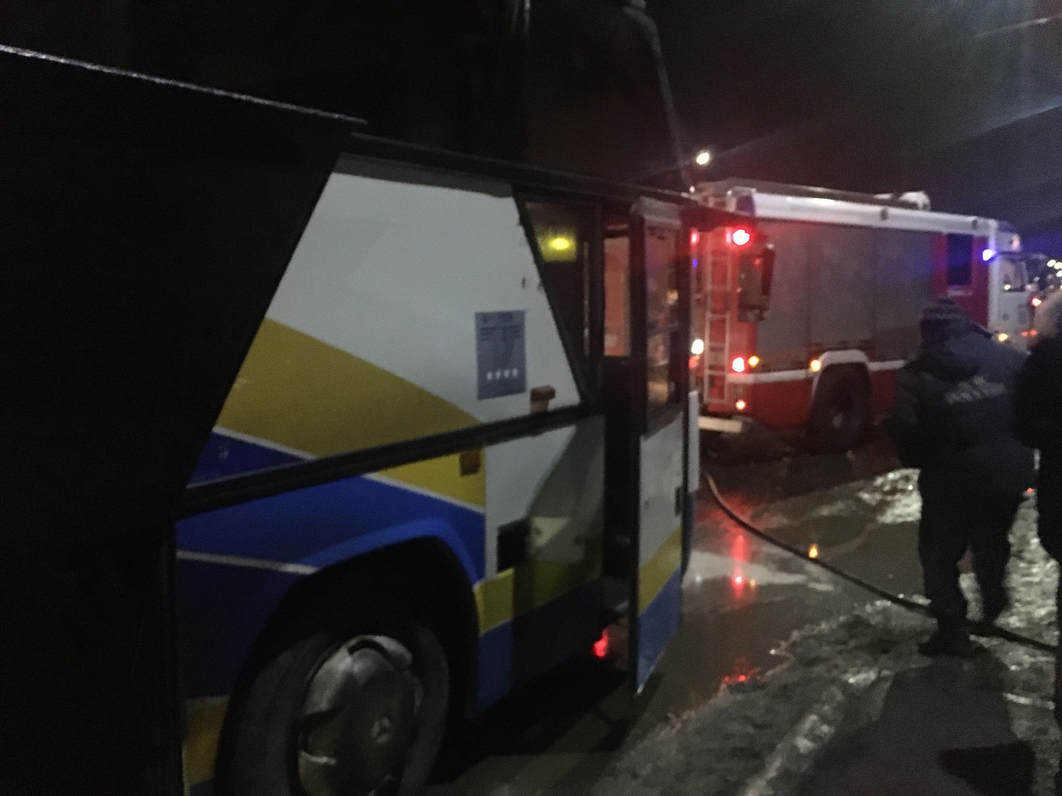 В Ярославском районе вспыхнул пассажирский автобус