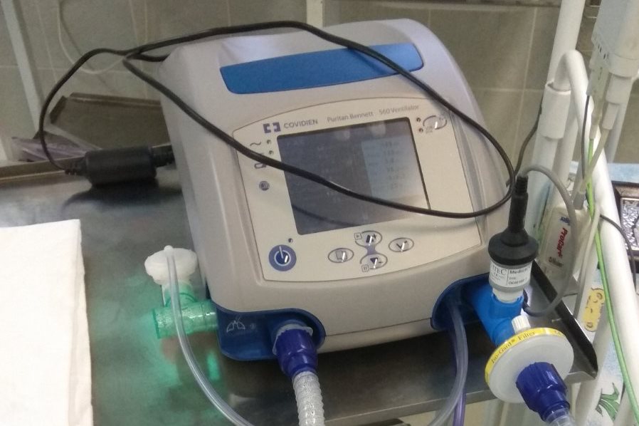 Дети с неизлечимыми заболеваниями из Ярославской области получат аппараты для поддержания функций организма