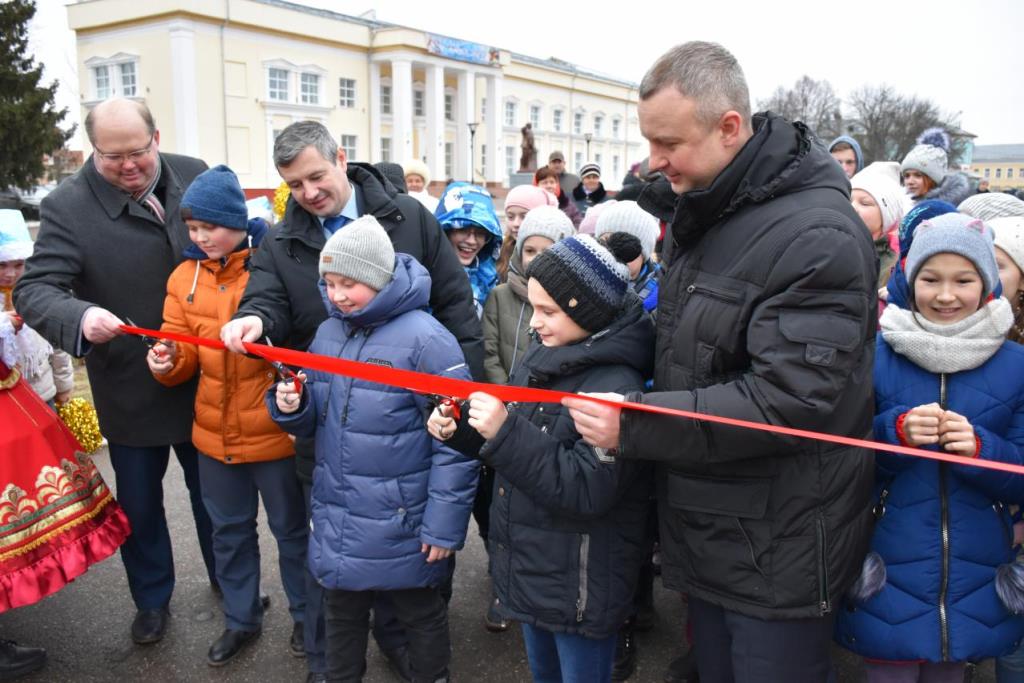 В Переславле-Залесском завершили благоустройство Народной площади