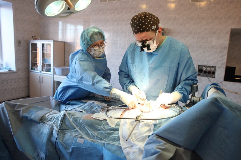 Ярославские хирурги провели сложнейшую операцию с использованием высокотехнологичного оборудования