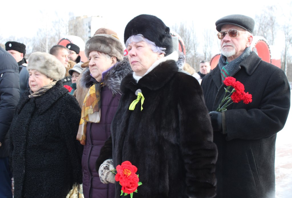 Памятный митинг прошел в Ярославле в день 76-й годовщины окончательного снятия блокады Ленинграда