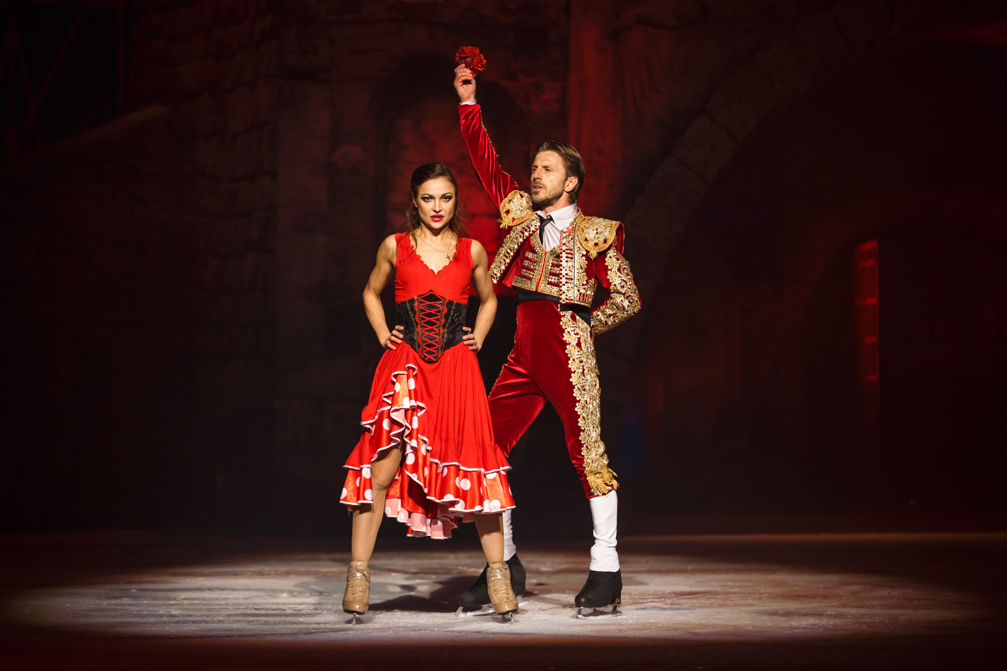 Звезды фигурного катания покорили ярославскую «Арену-2000»: фоторепортаж