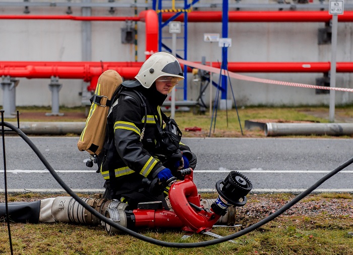 «Транснефть – Балтика» успешно провела учения по устранению условного пожара в резервуарном парке в Ярославле