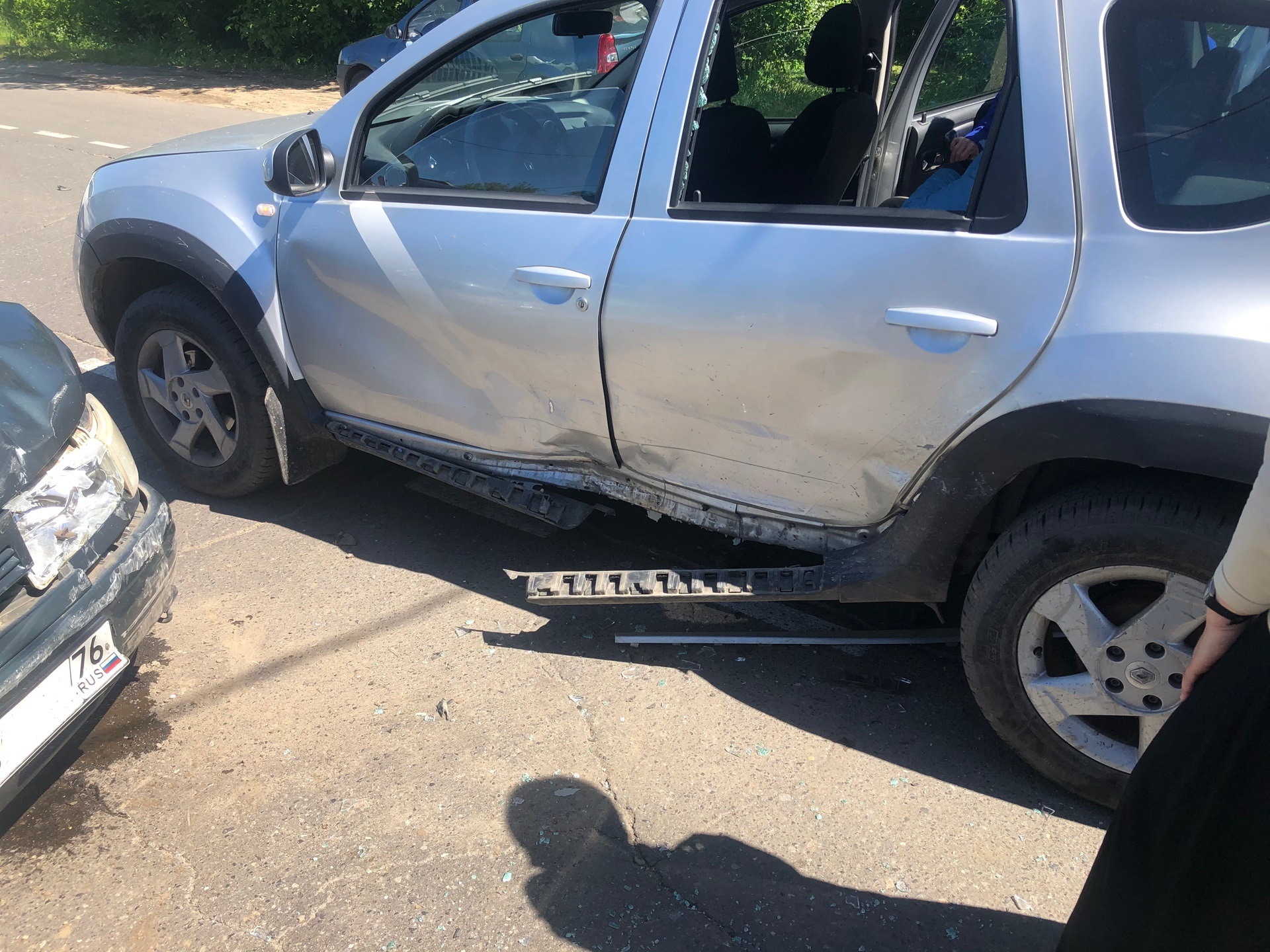 Пенсионерка пострадала при столкновении легковушки и внедорожника в Рыбинске