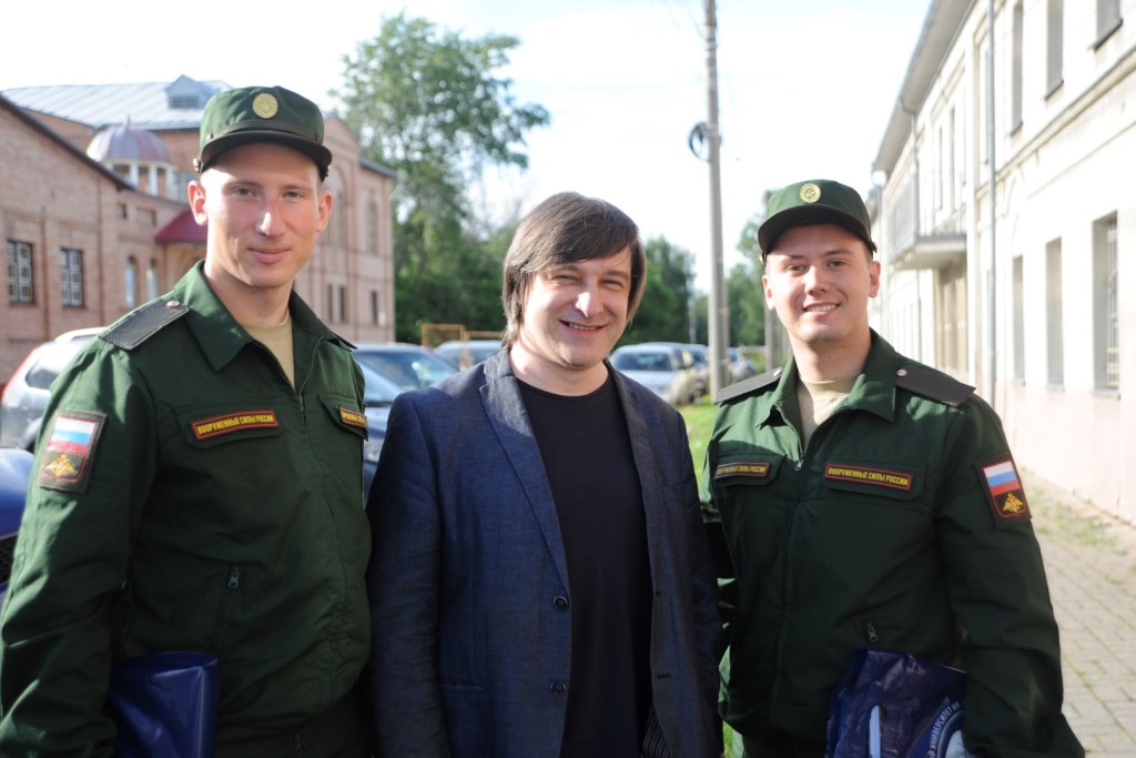 Призывники из Ярославской области отправились на службу в научные роты Минобороны России
