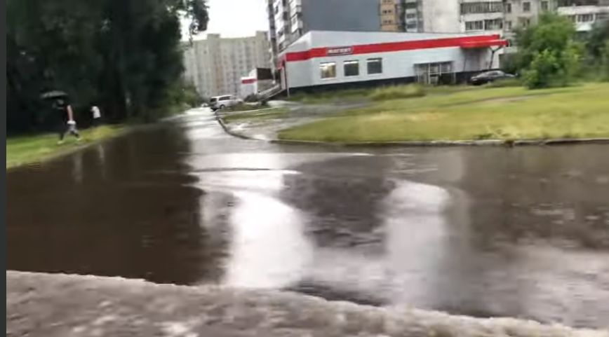 Ярославль после ливней ушел под воду: кадры