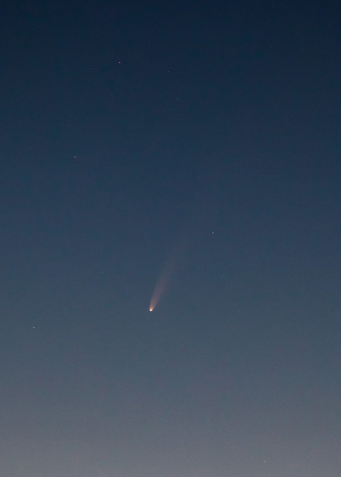 Рыбинский фотограф запечатлел самую яркую комету за последние семь лет