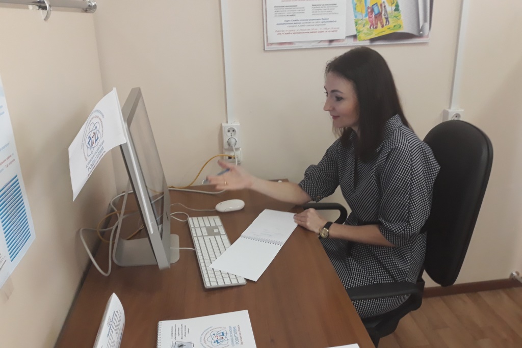 18 тысяч бесплатных консультаций для ярославских родителей провели педагоги-психологи в этом году