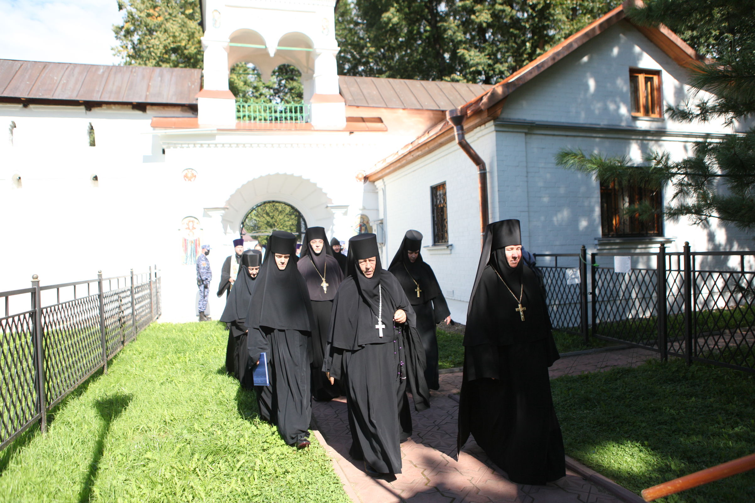 Свято-Введенский Толгский монастырь отмечает 706-ю годовщину со дня основания обители: фото
