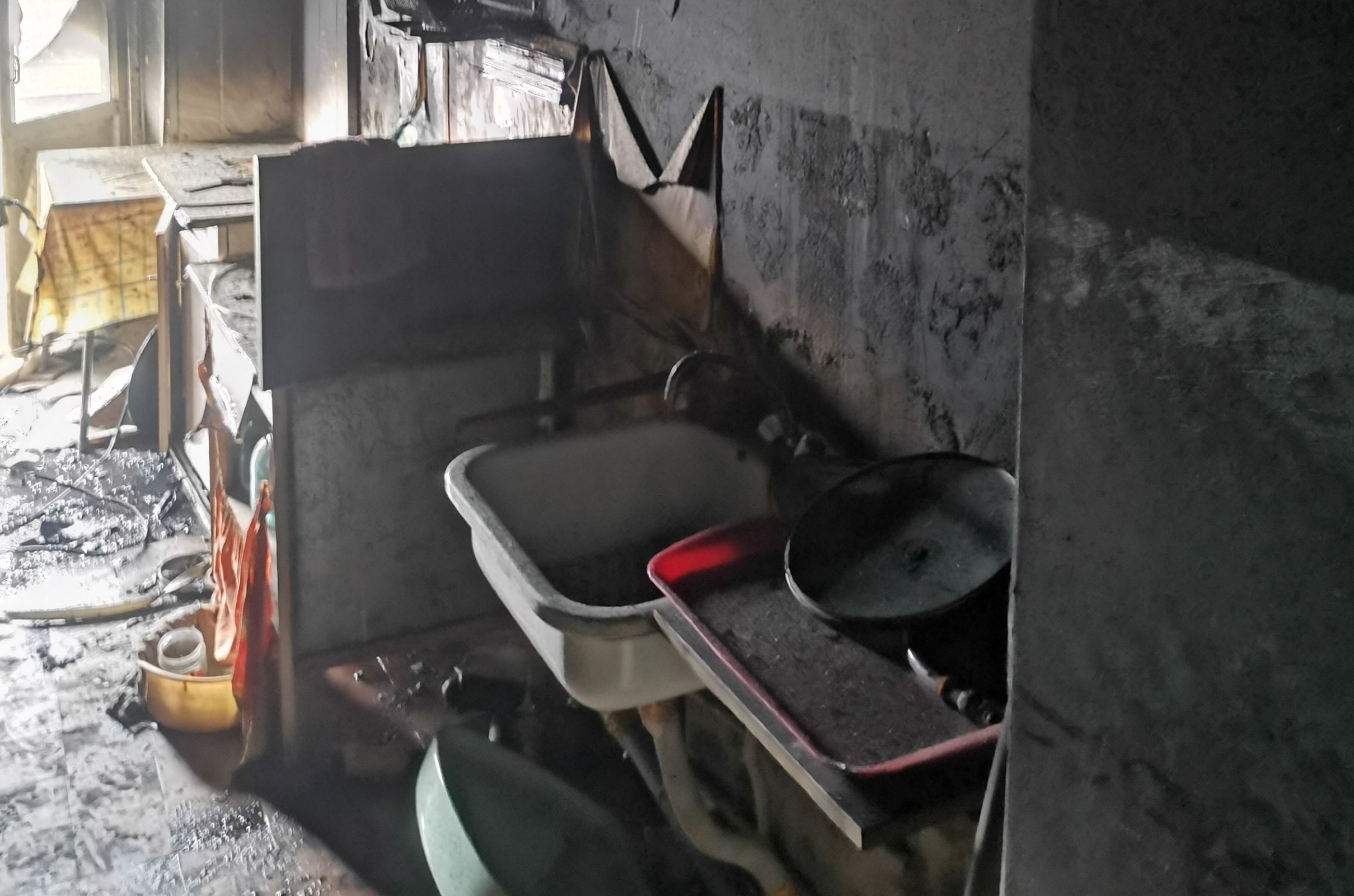 В Ярославле при пожаре в общежитии пострадал человек